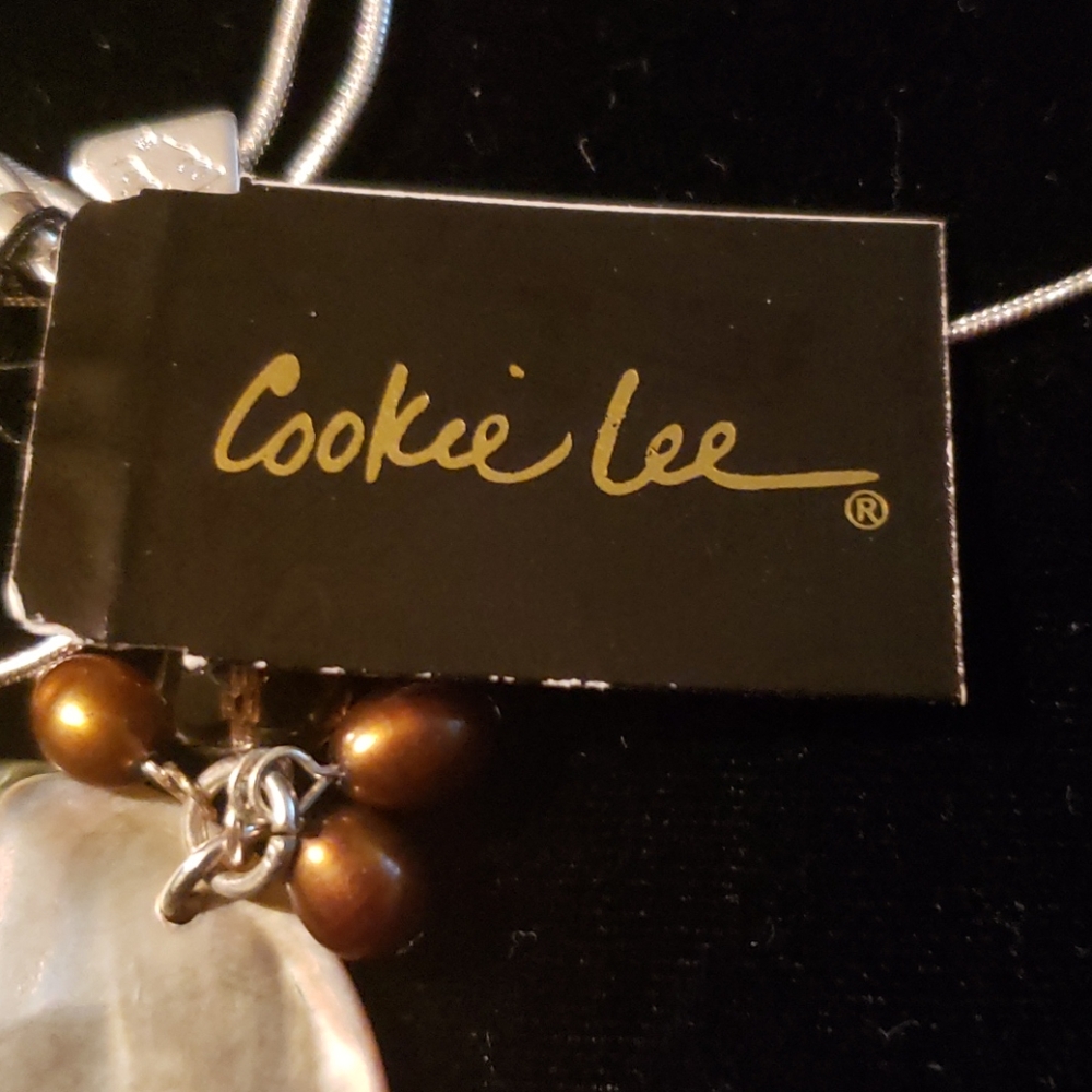 Shell necklace - Picture 3 of 3